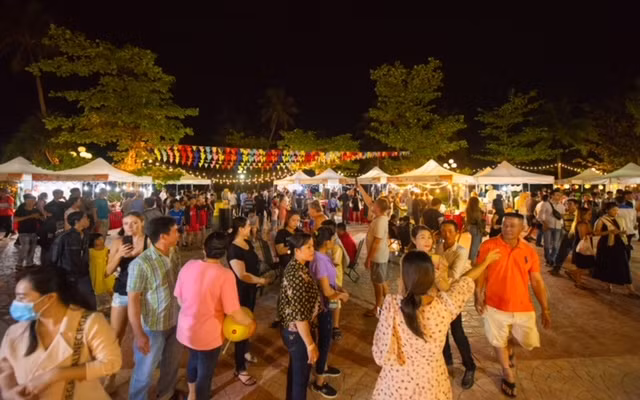 Sự kiện Bon Appetit Bazaar tại Phu Quoc Marina cuối năm 2020.
