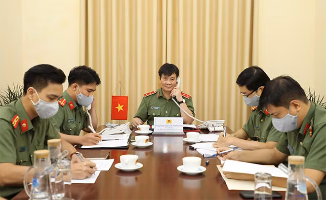 Trung tướng Nguyễn Thanh Sơn, Cục trưởng Cục Đối ngoại, Bộ Công an đã có cuộc điện đàm với Vụ trưởng, Ban Thư ký Hội đồng An ninh quốc gia Ấn Độ Tshering W.Sherpa.