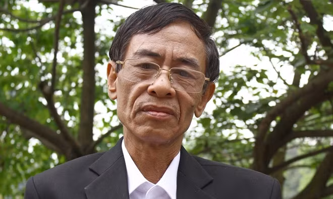 Nhà thơ Hoàng Nhuận Cầm.