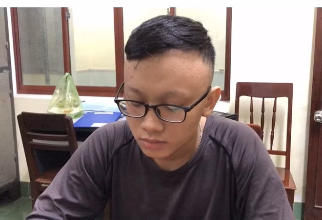 Đối tượng truy nã Nguyễn Đức Duyệt.