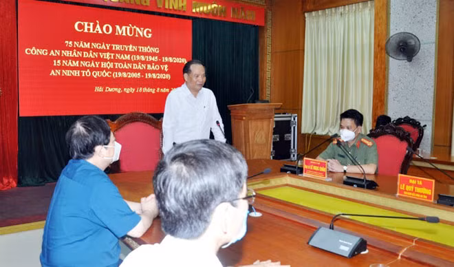 Ủy viên trung ương Đảng, Bí thư tỉnh ủy Nguyễn Mạnh Hiển phát biểu tại buổi làm việc.