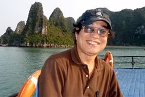 Nhà văn Hà Phạm Phú (phuhapham@gmail.com)
