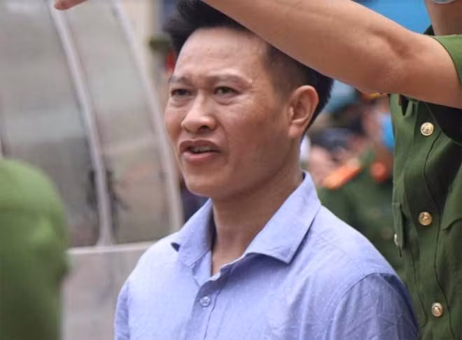 Bị cáo Nguyễn Khắc Tuấn.
