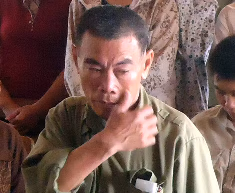 Nỗi đau của người cha già bệnh tật.