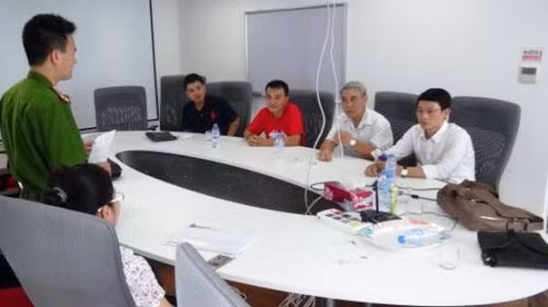 Cơ quan công an làm việc với lãnh đạo Công ty cổ phần Sgame.