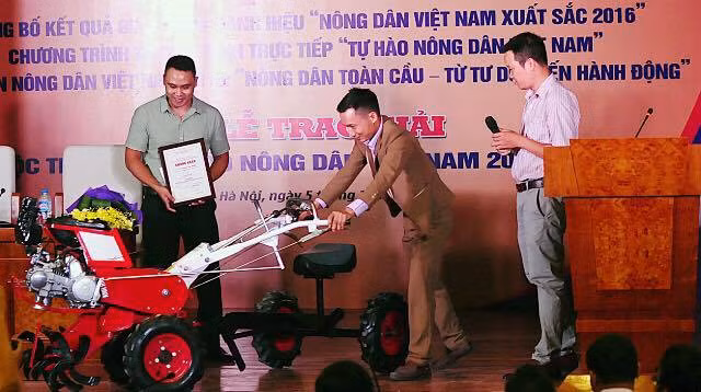 Công bố danh sách 63 nông dân xuất sắc năm 2016