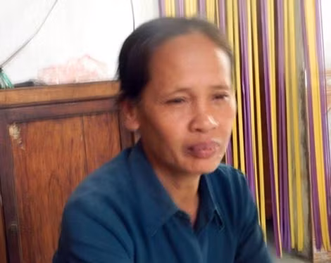 Bà Xuân chia sẻ với phóng viên về việc làm thiện nguyện.