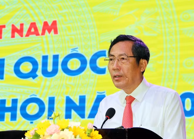 Chủ tịch Hội Nhà báo Việt Nam Thuận Hữu phát biểu tại Hội nghị.