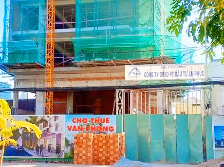 Công trình xây dựng - nơi xảy ra vụ tai nạn.