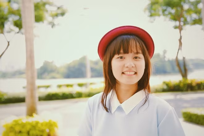 Tác giả Anne Nguyên Lê.