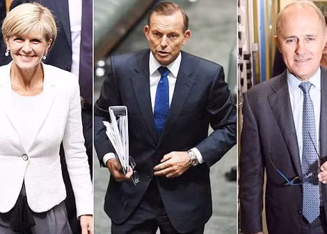 Bà Julie Bishop đã góp phần tạo nên một “cuộc đảo chính” ông Tony Abbott (giữa) phải từ chức và đưa ông Malcolm Turnbull (phải) lên nắm quyền thủ tướng.