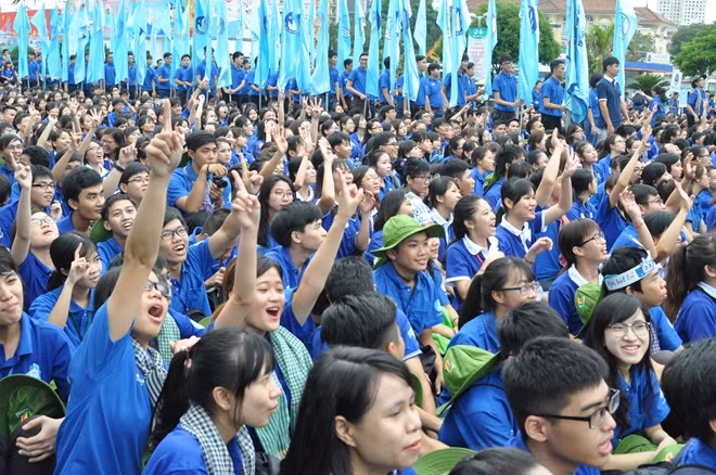 Có gần 100 ngàn sinh viên tham gia trong chiến dịch này.