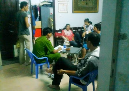 Công an đang lấy lời khai các nhân chứng