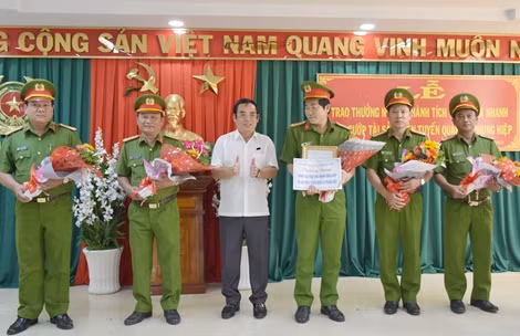 Ngăn chặn cướp giật trên đường: Phòng hơn chống ảnh 2