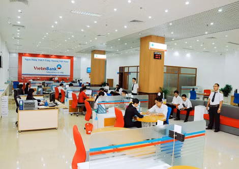 Hoạt động giao dịch Vietinbank.
