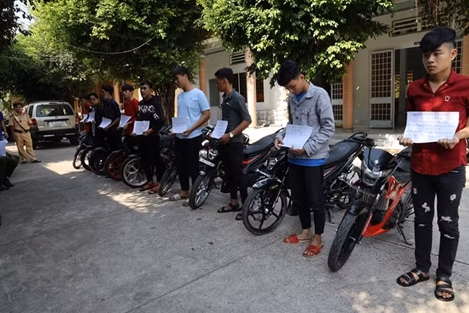 Một nhóm “quái xế” bị bắt giữ ở Tây Ninh