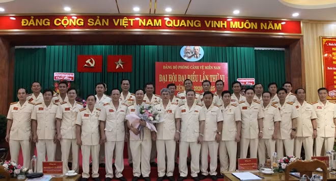 Các đại biểu dự Đại hội