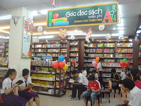 Trẻ em dễ tiếp cận sách qua nhiều dự án, chương trình khuyến khích văn hóa đọc.