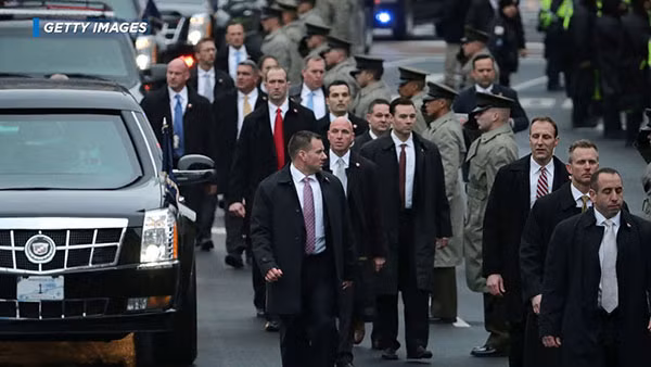 Tổng thống Donald Trump là người có đội ngũ bảo vệ an ninh hùng hậu nhất trong các đời Tổng thống Mỹ. Ảnh: Reuter. Tổng thống Donald Trump là người có đội ngũ bảo vệ an ninh hùng hậu nhất trong các đời Tổng thống Mỹ. Ảnh: Reuter.