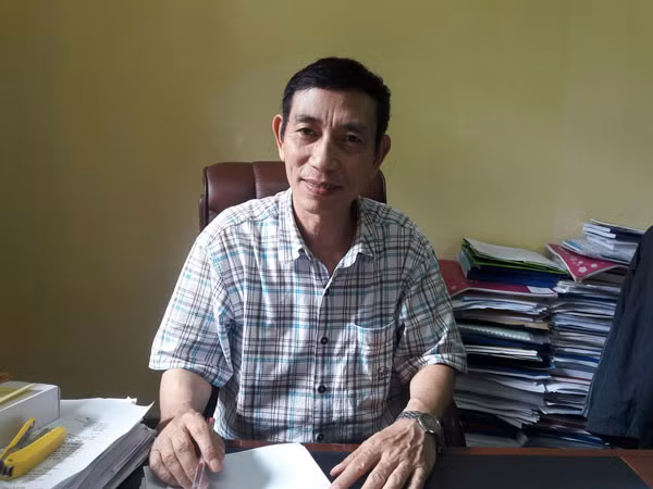 PSG. TS Vũ Quang Thọ, Viện trưởng Viện Công nhân và Công đoàn. PSG. TS Vũ Quang Thọ, Viện trưởng Viện Công nhân và Công đoàn.