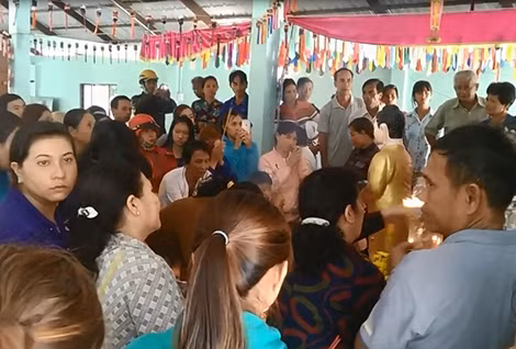 Quang cảnh ở chùa Bâng Chum.