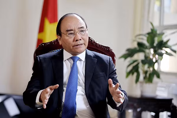 Thủ tướng Chính phủ Nguyễn Xuân Phúc trả lời phỏng vấn hãng tin Bloomberg. Ảnh: Bloomberg.