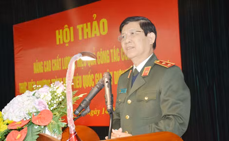 Trung tướng Nguyễn Văn Sơn, Thứ trưởng Bộ Công an phát biểu chỉ đạo hội nghị.