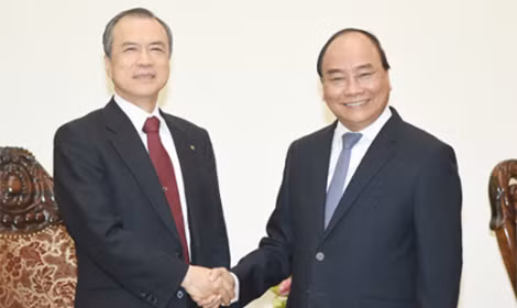 Thủ tướng Nguyễn Xuân Phúc tiếp Tổng Giám đốc Công ty Tokyo Gas, ông Michiaki Hirose. Ảnh: VGP/Quang Hiếu