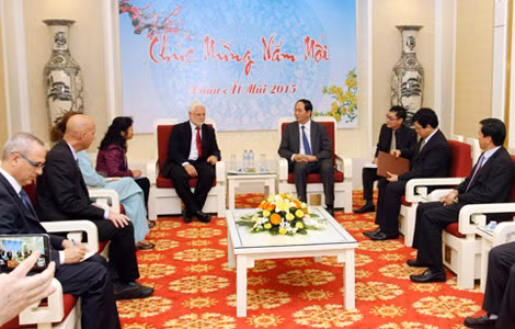 Bộ trưởng Trần Đại Quang; Tổng Giám đốc Bộ Quốc phòng Israel Dan Harel tại buổi tiếp.