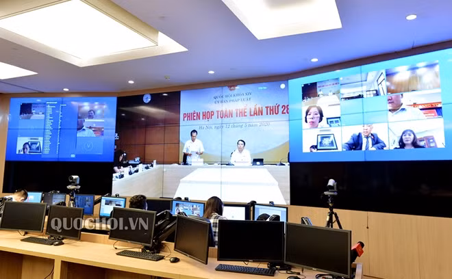Phiên họp được tổ chức trực tuyến