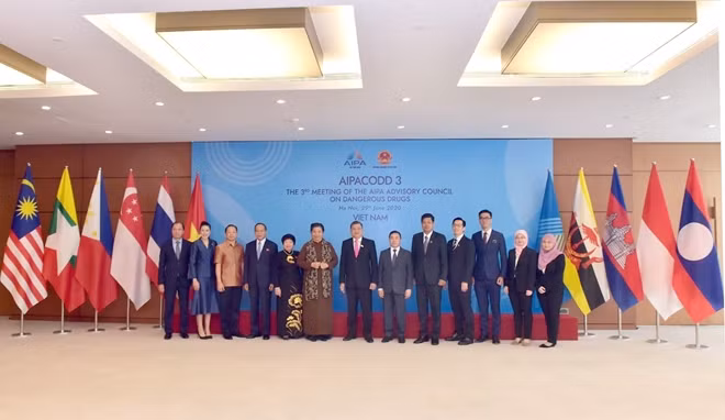 Các đại biểu dự Hội nghị