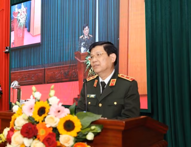 Thứ trưởng Nguyễn Văn Sơn phát biểu chỉ đạo tại buổi làm việc