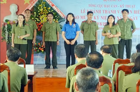 Tiết mục văn nghệ của đơn vị H52.