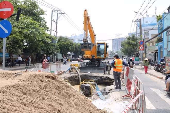 Khắc phục hố tử thần trên đường