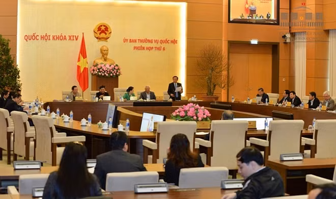 Toàn cảnh phiên họp