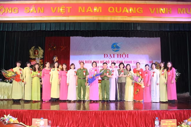 BCH Hội Phụ nữ Bộ Tư lệnh CSCĐ nhiệm kỳ 2016 - 2021 ra mắt Đại hội