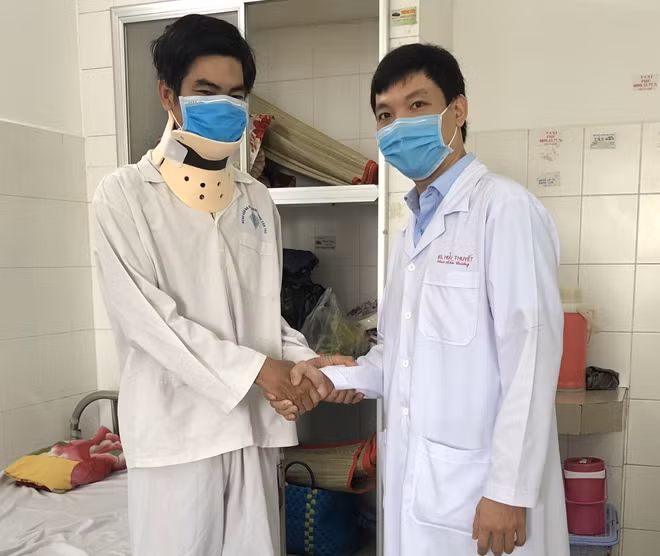 Sức khỏe bệnh nhân Sang (trái) đã hồi phục.