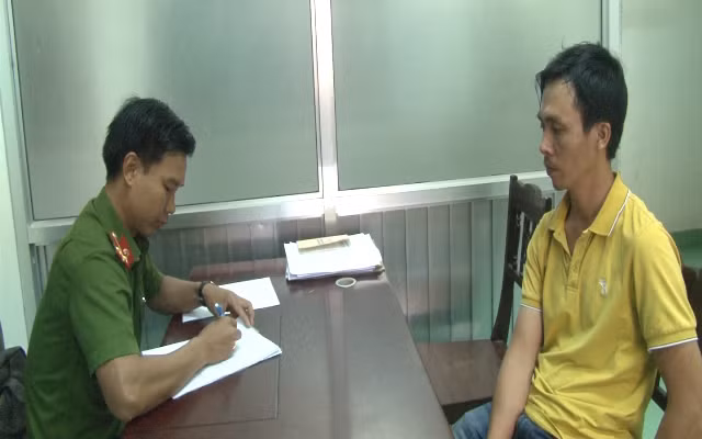 Đối tượng Nguyễn Kỳ bị bắt sau khi bỏ trốn khỏi địa phương.