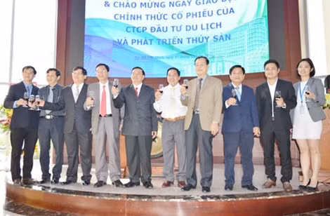 Lễ ra mắt cổ phiếu DAT trên sàn giao dịch HoSE.