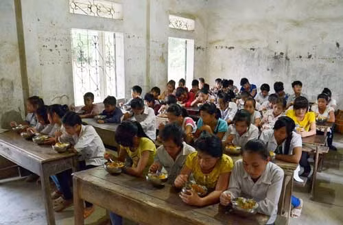 Lớp học ở trường PTHT.