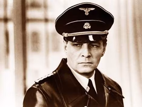 Diễn viên Viacheslav Tikhonov trong vai đại tá Max Otto von Stierlitz.