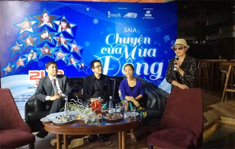 Ca sĩ Mỹ Linh chia sẻ về việc ủng hộ Quỹ Nhà chống lũ để giúp đỡ các gia đình khó khăn.