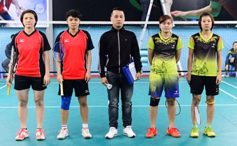 Trận chung kết được nhiều người quan tâm nhất là trận đôi nữ trẻ giữa Ngân/ Tiên (Mizuno) và Trang/ Trang (Flypower). Cặp đôi Trang/ Trang nhiều năm nay đã là cặp đôi bất khả chiến bại tại các giải cầu lông phong trào phía bắc, tuy nhiên đối thủ của họ là cặp đôi rất mạnh đến từ TP Hồ Chí Minh. Ngân/ Tiên đều xuất thân từ cầu lông chuyên nghiệp và đã từng giành được nhiều giải thưởng trong nước và quốc tế, họ đều mới chỉ giã từ sân chơi chuyên nghiệp mới đây. Theo nhận định của giới chuyên môn thì chiến thắng gần như không thể tuột ra khỏi tầm tay của cặp đôi đến từ TP Hồ Chí Minh, tuy nhiên trong 1 trận đấu xuất thần, thi đấu bùng nổ, cặp đôi Trang/ Trang đã giành chiến 2-1 để đứng lên bục cao nhất nội dung đôi nữ trẻ.