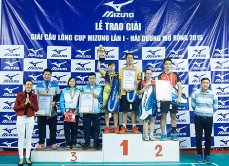 Đôi Nam nữ: 1. Trần Ngọc Triệu/ Đinh Thu Trang (Flypower) 2. Nguyễn Ngọc Trí/ Ngô Thị Thu Hà (Mizuno) 3. Phạm Đức Thương/ Trần Bích Ngọc (Lotus) 3. Phạm Văn Việt/ Nguyễn Thị Giang (Sắc Việt) Nhóm tuổi 2 (31 đến 40 tuổi).
