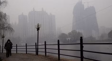 Thủ đô Bắc Kinh mấy ngày nay bị bao phủ bởi một lớp sương mù độc hại