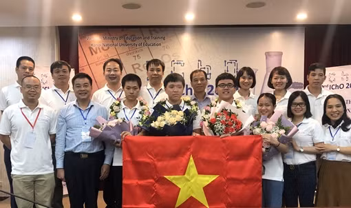 Cả 4 học sinh Việt Nam đoạt Huy chương Vàng tại Olympic Hoá học quốc tế ảnh 2