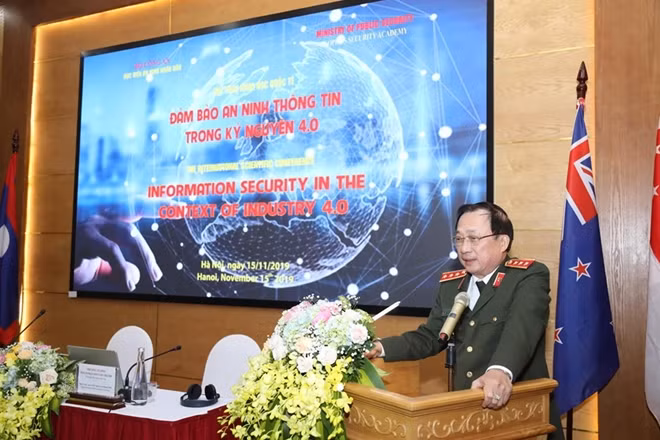 Thứ trưởng Nguyễn Văn Thành phát biểu chỉ đạo tại Hội thảo