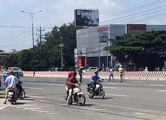 Đối tượng V. chống trả quyết liệt khi bị bắt (ảnh L.A)