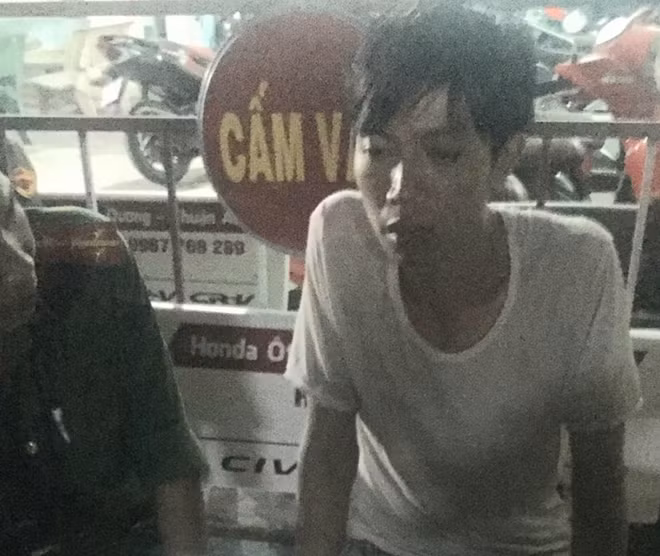 Anh Hân được Công an cứu sống (ảnh X.A)