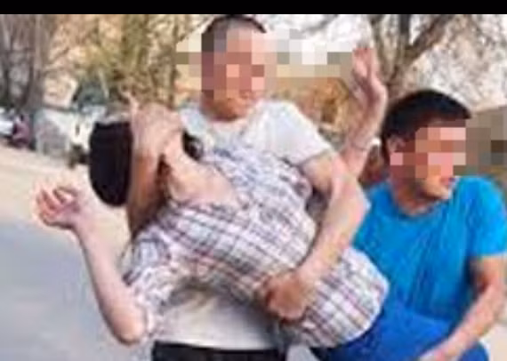 Công an quận 1 đang làm rõ vụ người phụ nữ tố bị bắt cóc, cướp tài sản (ảnh minh họa)